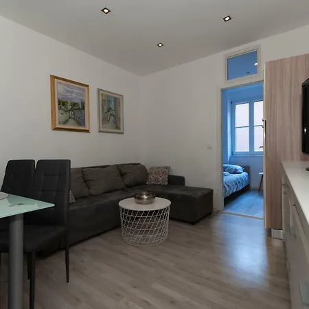 Apartment Nana Piran Exterior photo