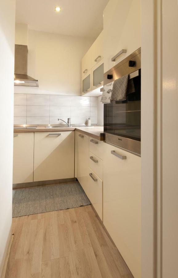 Apartment Nana Piran